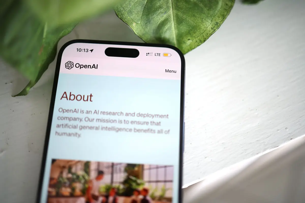 Illustrative Pexels photograph of a smartphone, used to represent artificial-intelligence governance and safety.