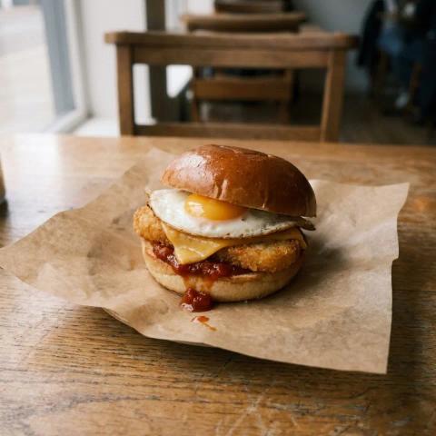 Brekkie roll