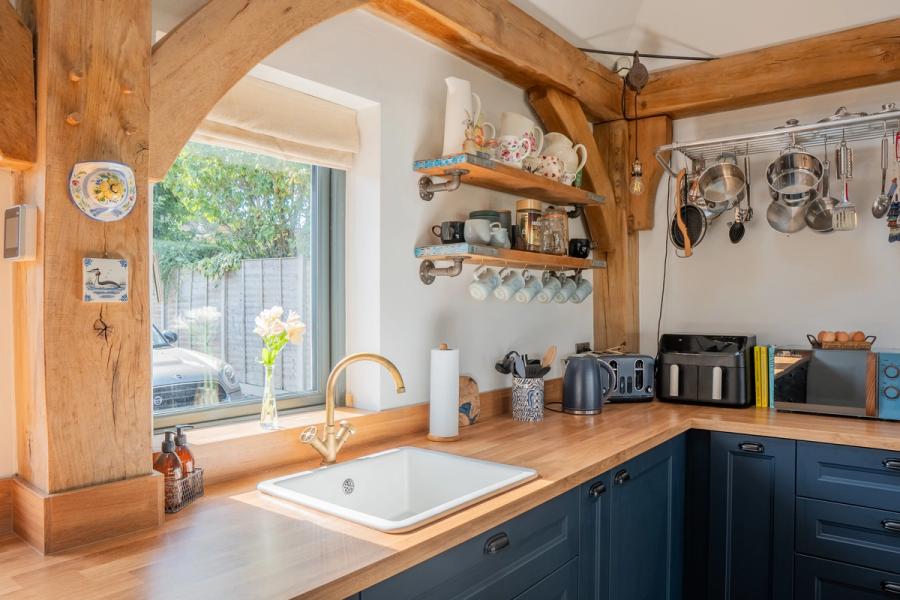 KITCHEN DETAILS