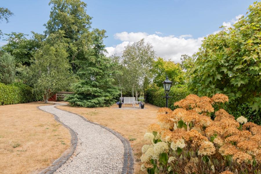 GARDEN