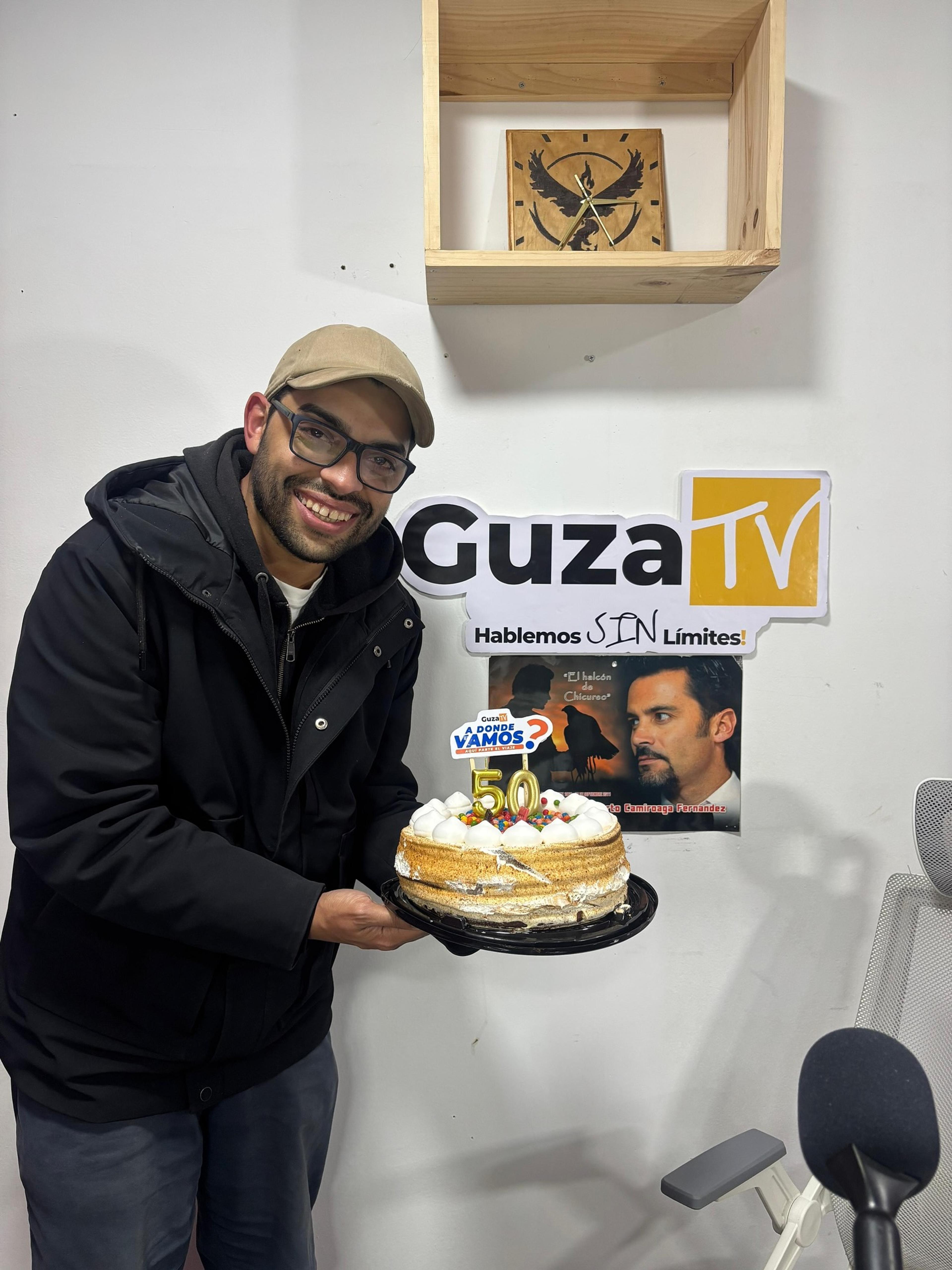 Foto 2 de 3: Hoy celebramos un GRAN HITO!