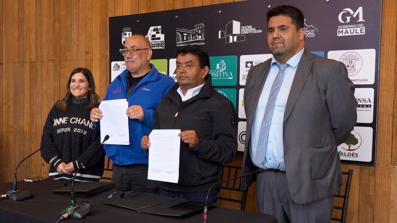 Bibliomóvil de Constitución tendrá combustible asegurado por convenio con COPEC