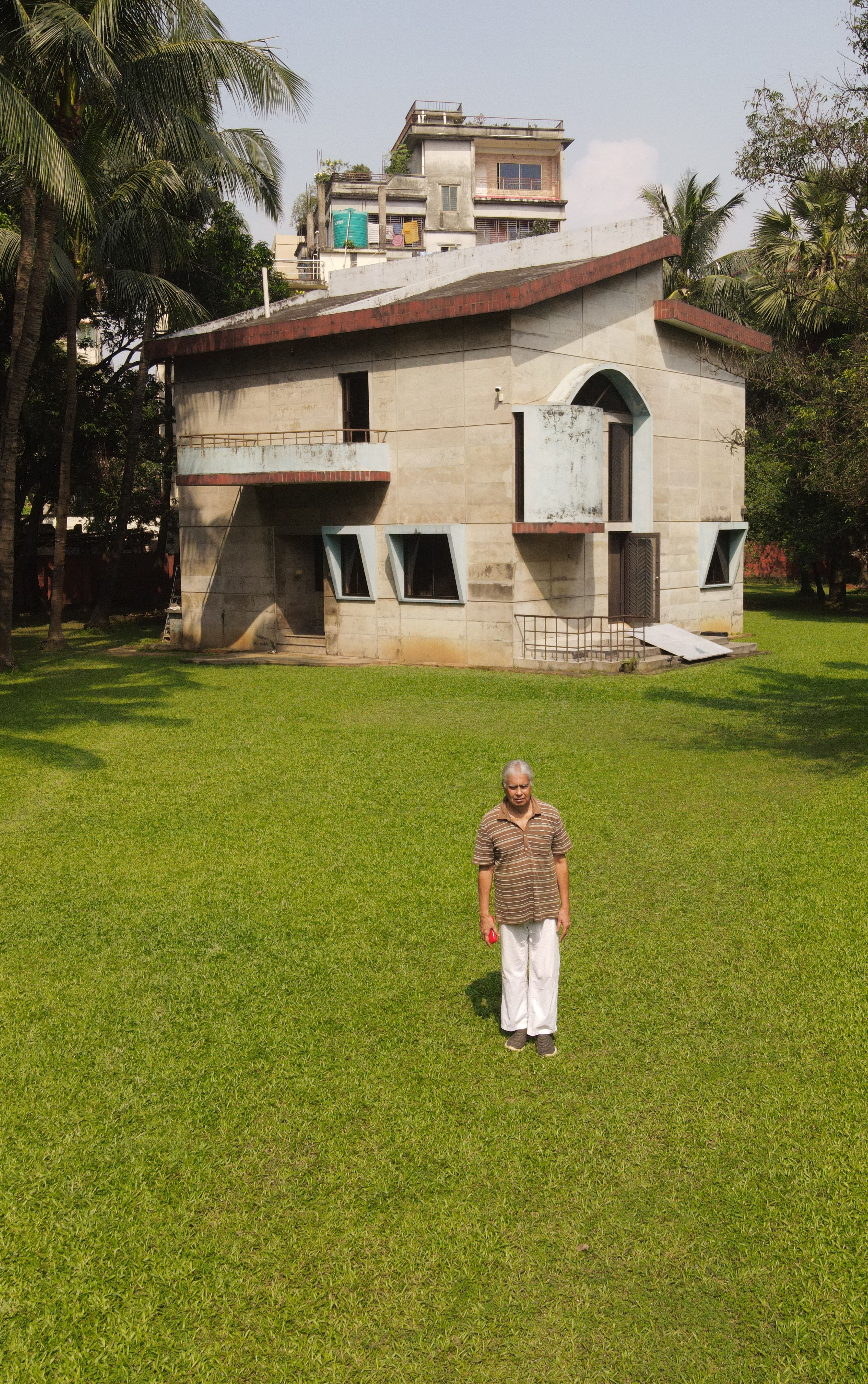 KAZI GHIYASUDDIN Art Studio & Residence