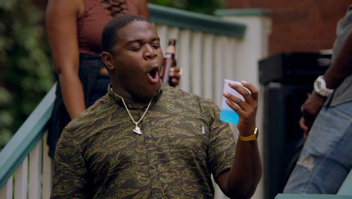 Oh, heavens, is there pineapple in this Hpnotiq? I'm allergic to pineapple! It's not funny! It's a legitimate allergy! I nee