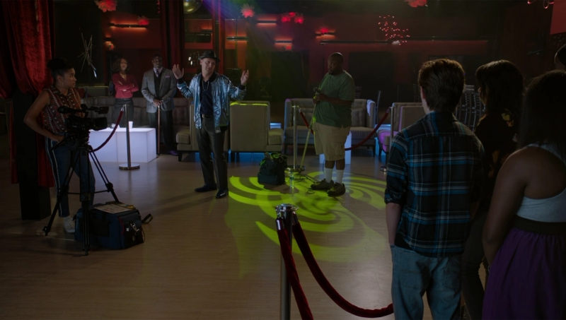 Hey, kids, if this wasn't a commercial, this was real life, and I came up to you in a teen club, would
