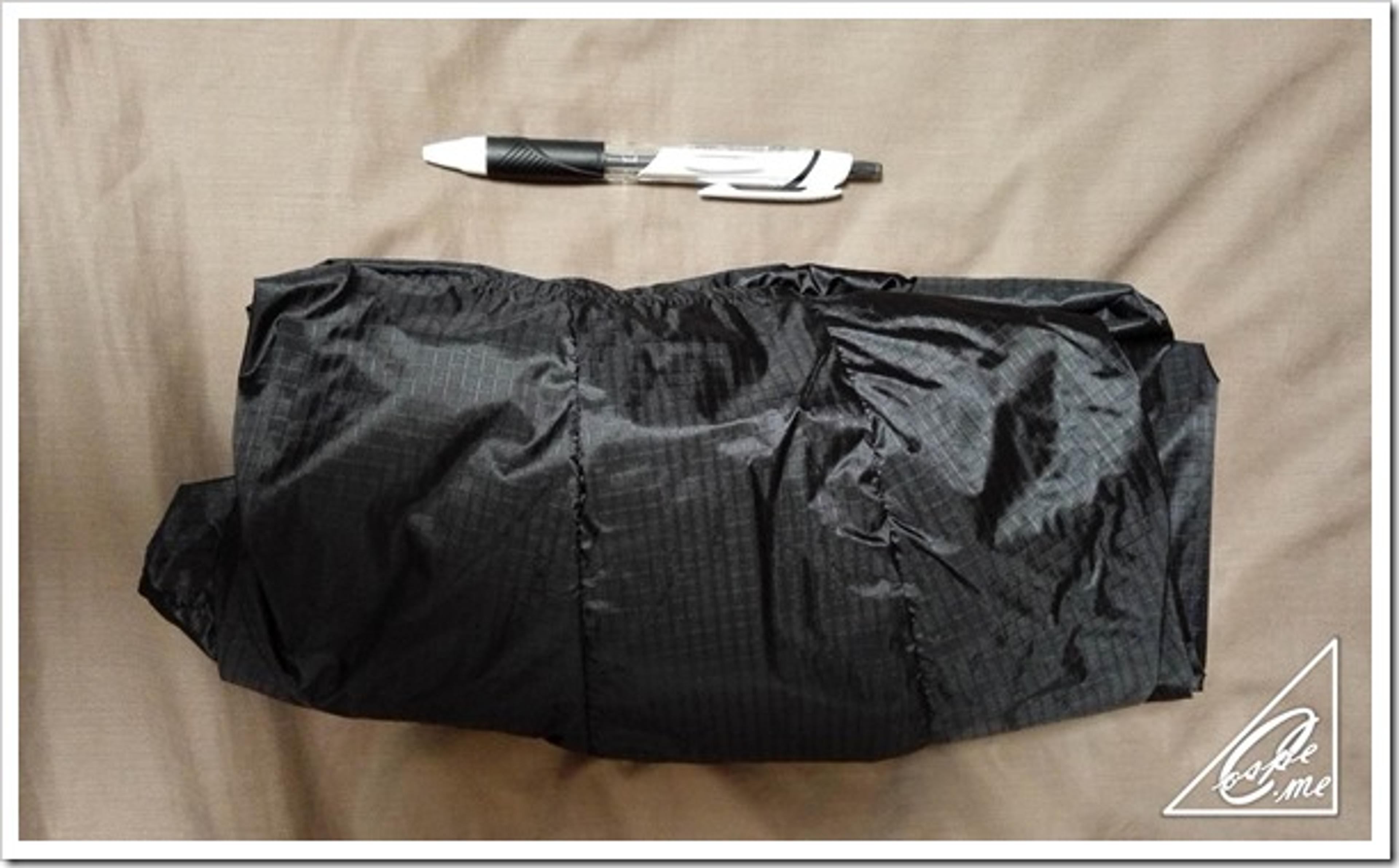 muji windbreaker compact