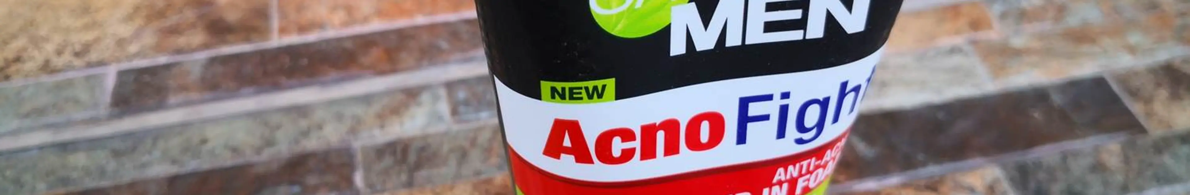 タイの洗顔フォーム(ニキビ対策)を買うならGARNIER AcnoFight