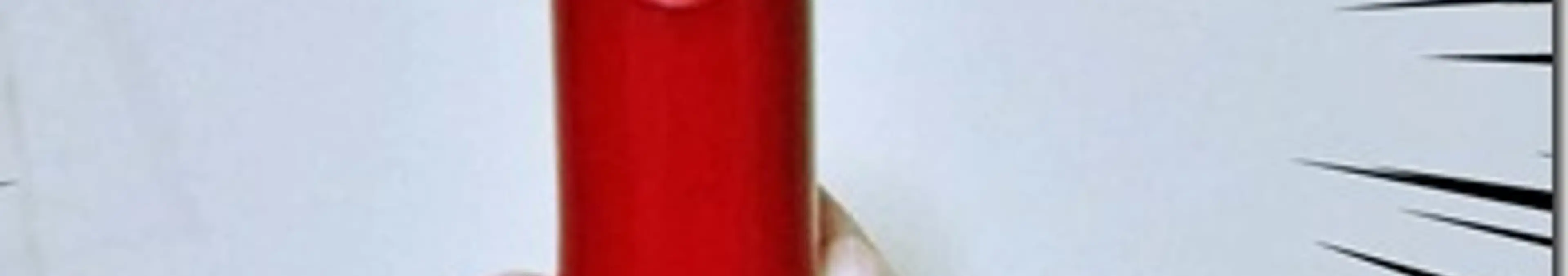 パナソニックの「エチケットカッター」ER-GN10で鼻毛をカットして自信を持つ