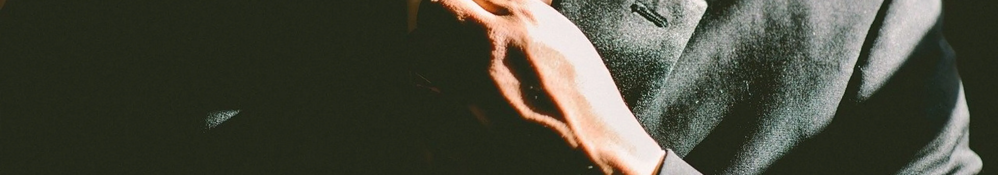 年上を敬う(うやまう)べき理由とその逆