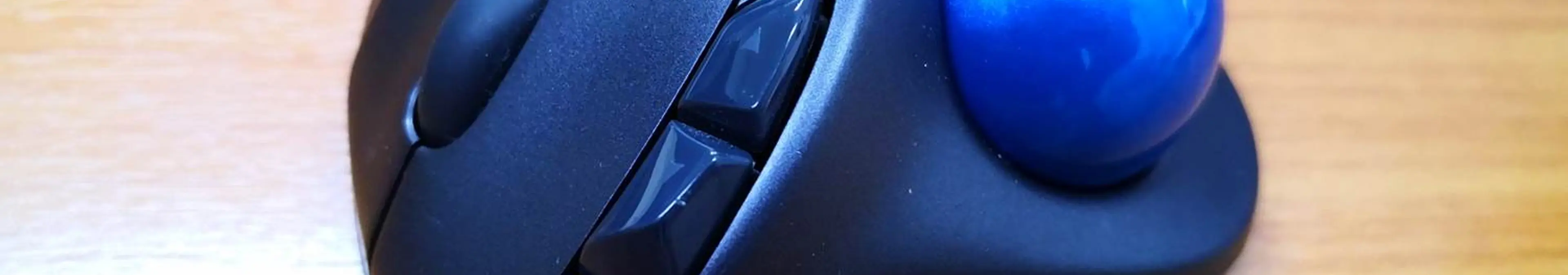 ロジクールのM570トラックボールマウスは会社で使え!肩こり改善に効く