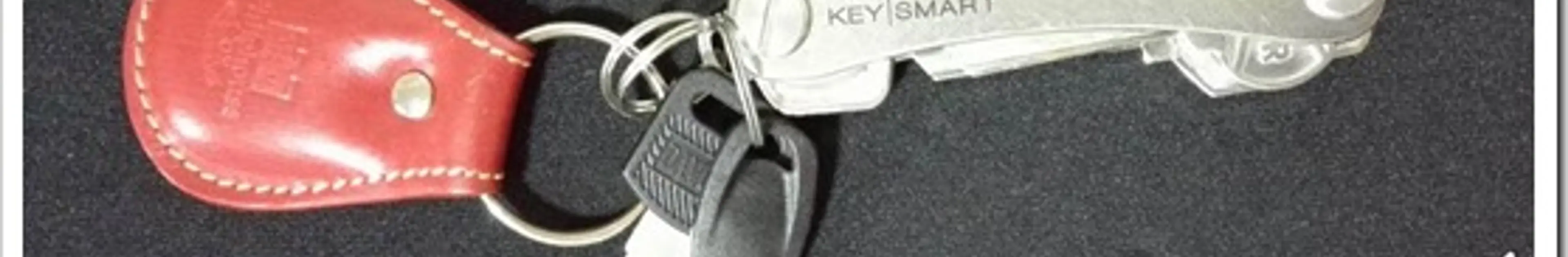 キースマートと言う変わった形のキーケースを1年間使ってみた俺