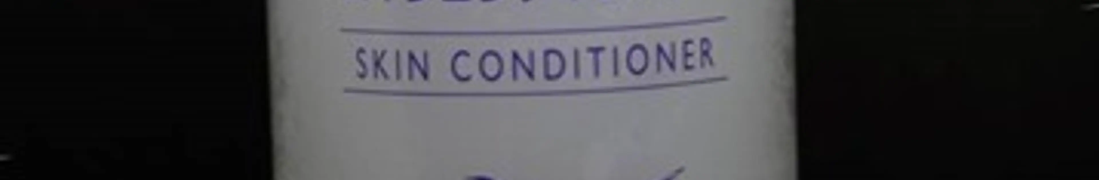 【自分史上最強の化粧水】ニキビが治る・出ないナチュリエのハトムギ化粧水