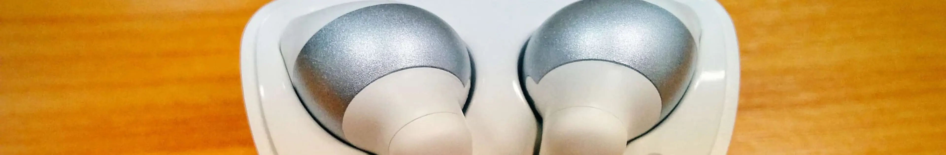 【驚愕】700円のJBL完全ワイヤレスイヤホンで満足してしまった件