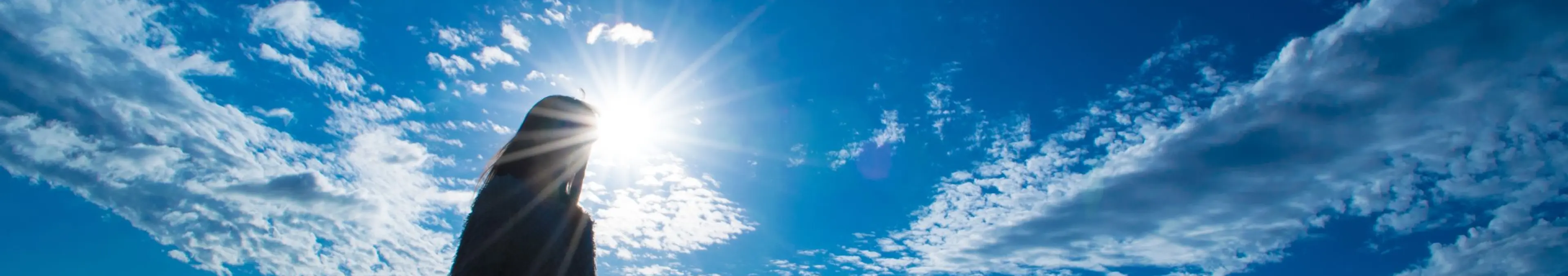 太陽・日光を見ると、くしゃみが出る不思議と当事者の実体験談