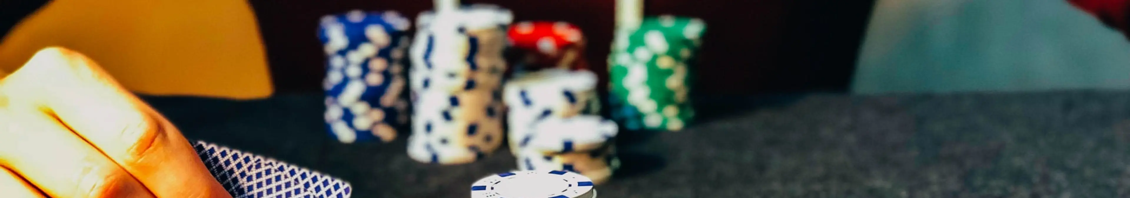 目先の利益にとらわれて損をする具体例と対策