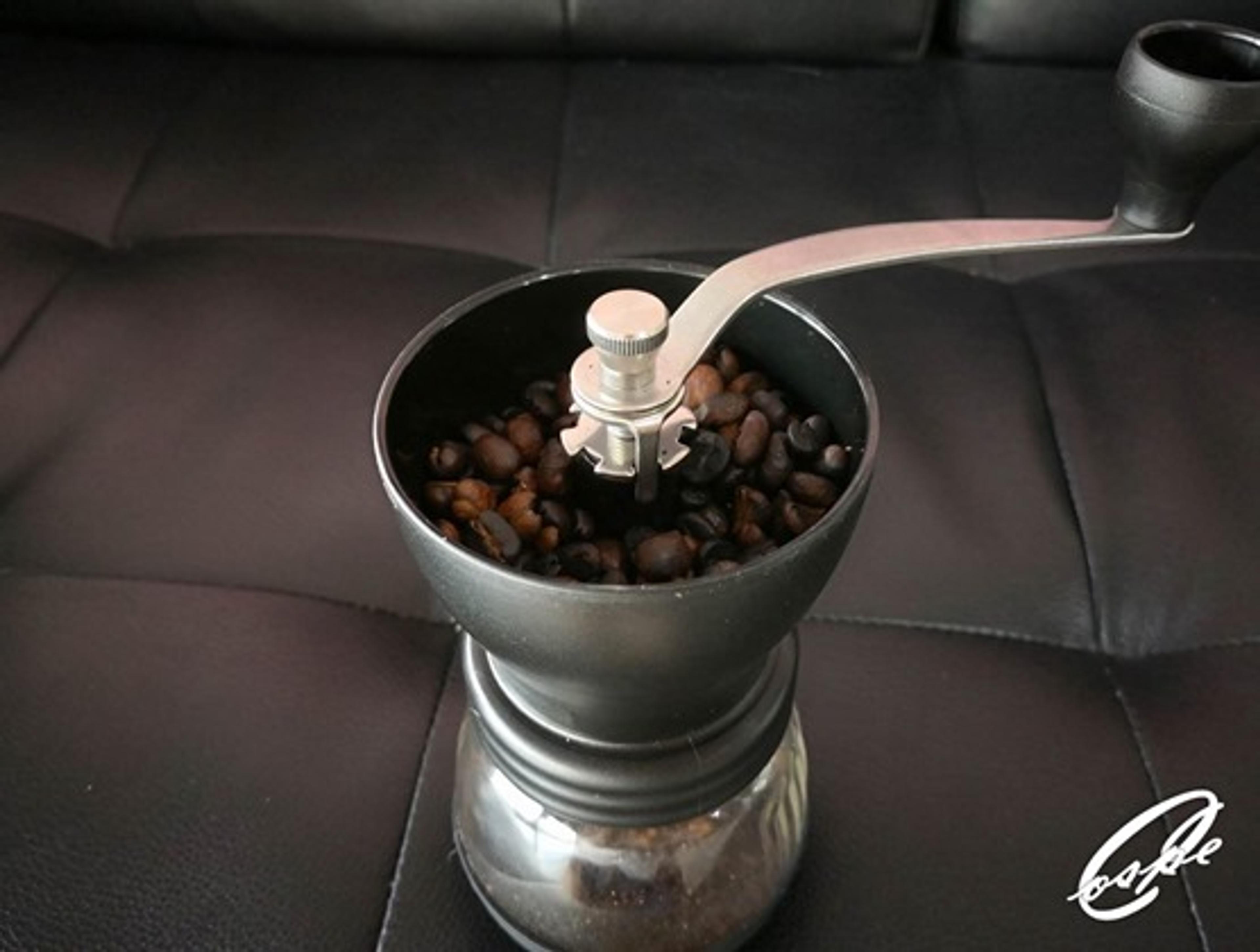 coffee-handmill