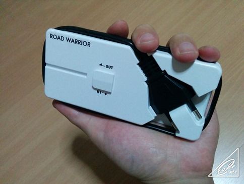 海外旅行に便利!!たくさんコンセント差込口を増やせるゴーコンタップ(サンワサプライ)