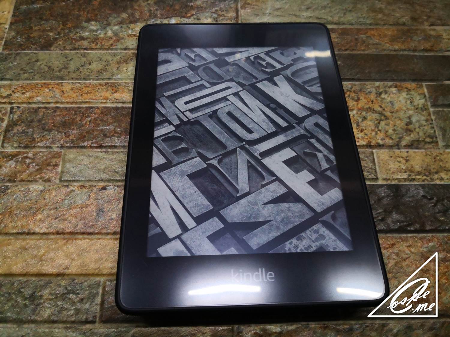 Kindle Paper Whiteは海外居住者に超おすすめな理由と感想