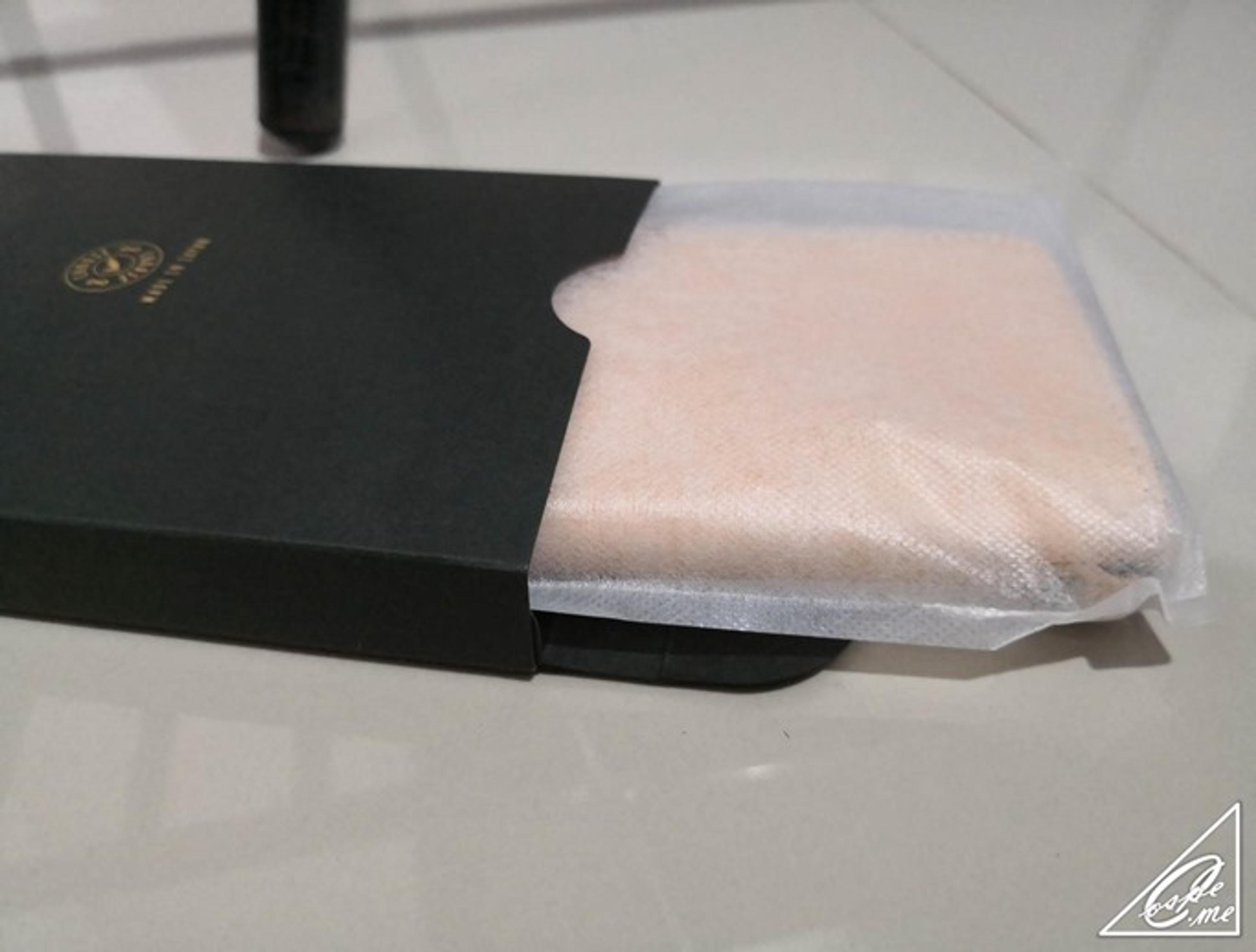 スマホケース開封の儀1