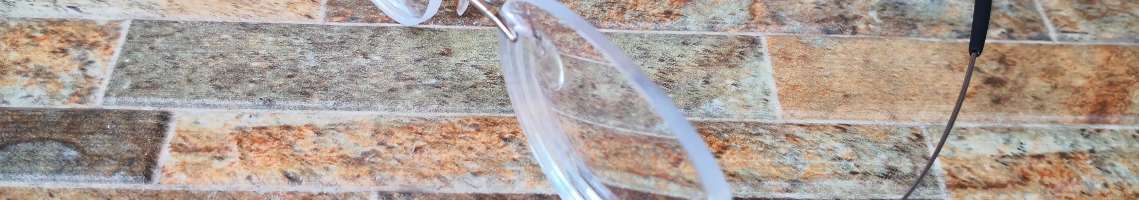 世界一軽いメガネ!Silhouetteのレビュー:最高リムレスの機能美がヤバイ