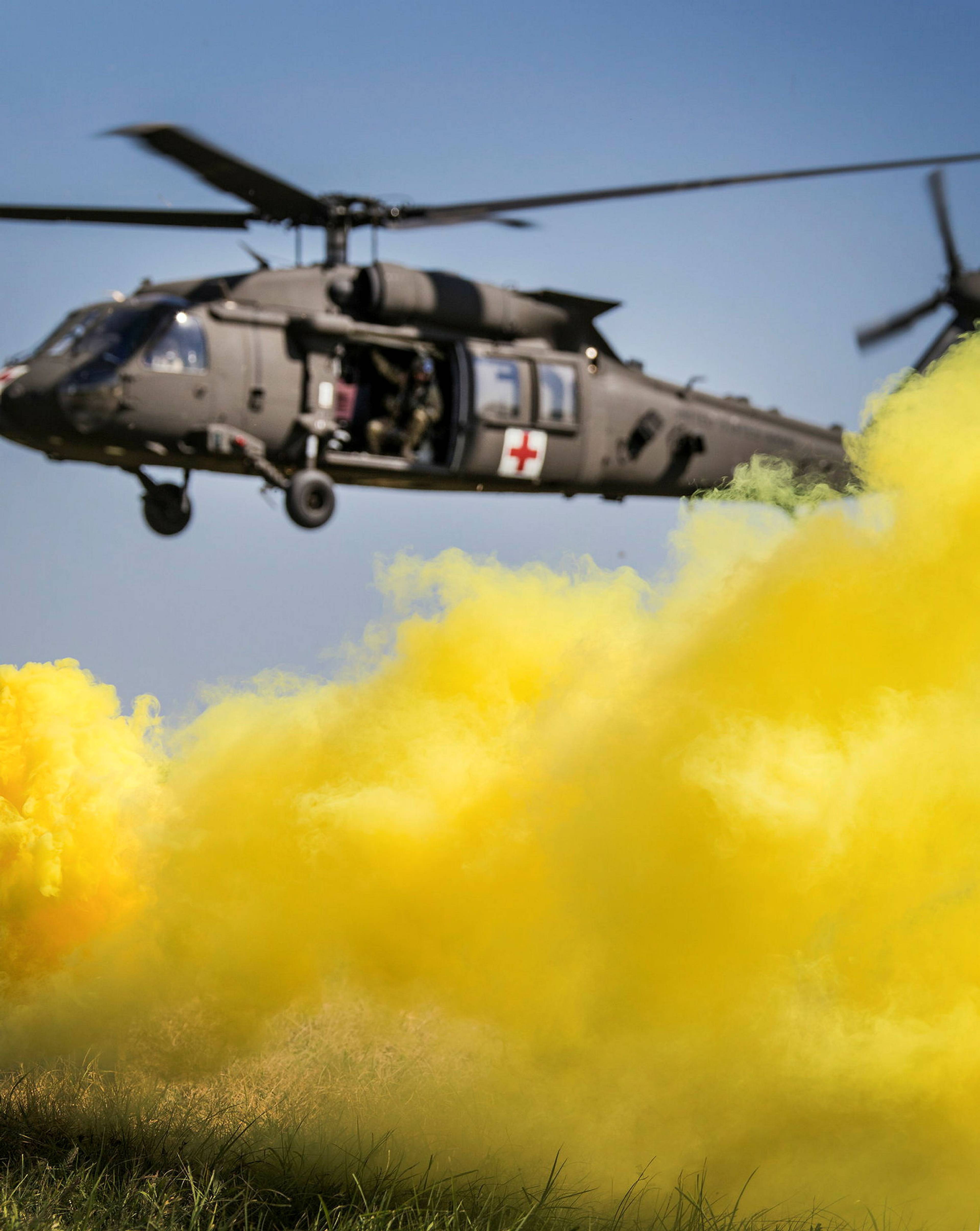 Military_medical_helicopter