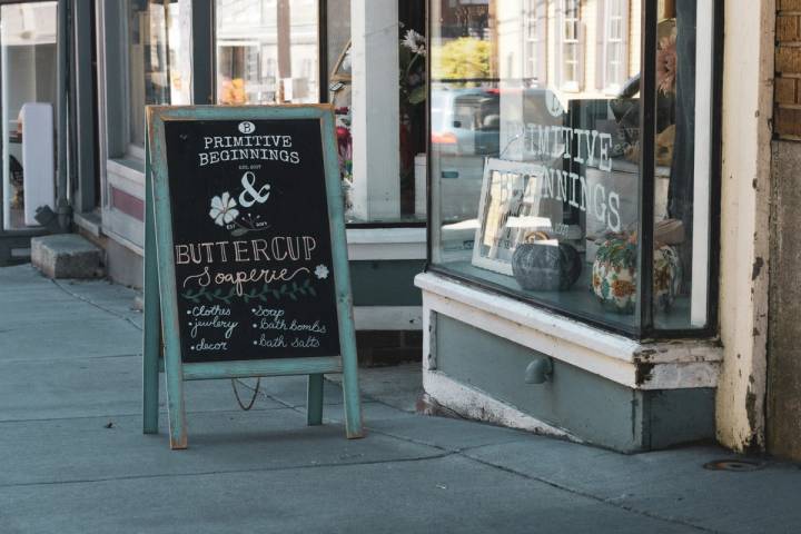 Maryland small business owner or storefront