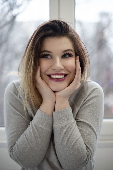 Ellen Marsh, reviewer — professional headshot of a smiling woman with blond hair near a window.