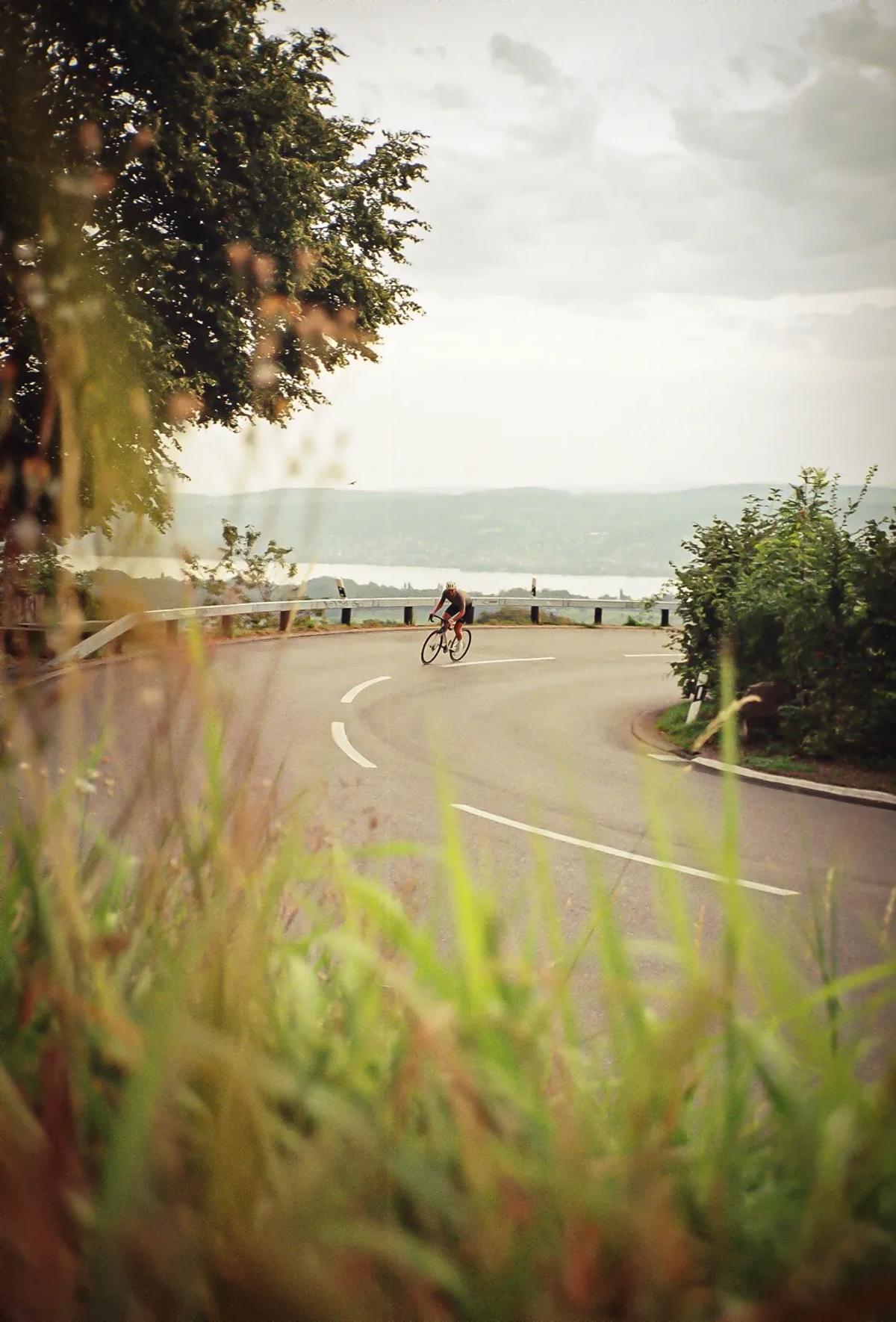 Cycling in Zurich with Triebwerk LTD - The Prince of Zurich