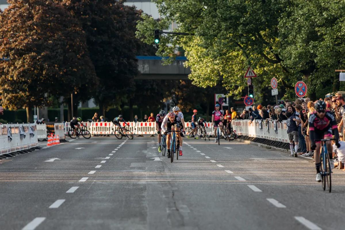 Team Standert and Crit Racing in Hamburg