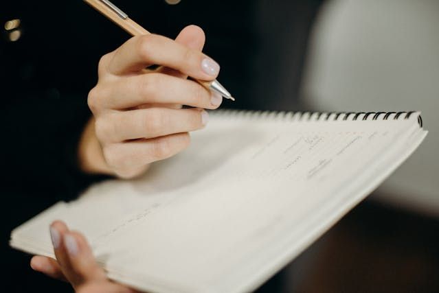 Words to Use in a CV to Get You Hired (Updated)