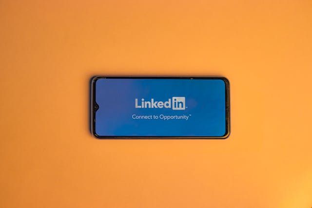 Optimizing Your LinkedIn Profile for Job Search