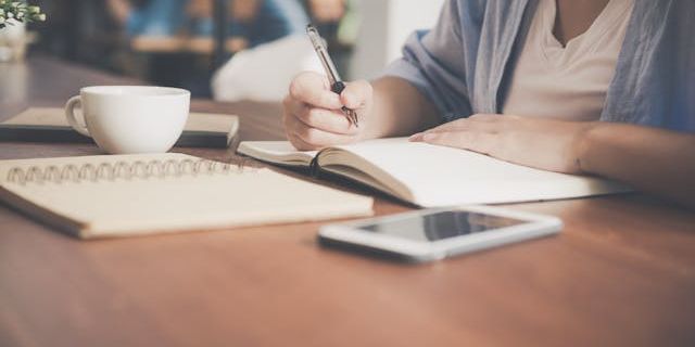 Writing a Professional Bio: Tips and Examples