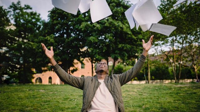 Beyond Grades: How to Win Scholarships with Average Scores