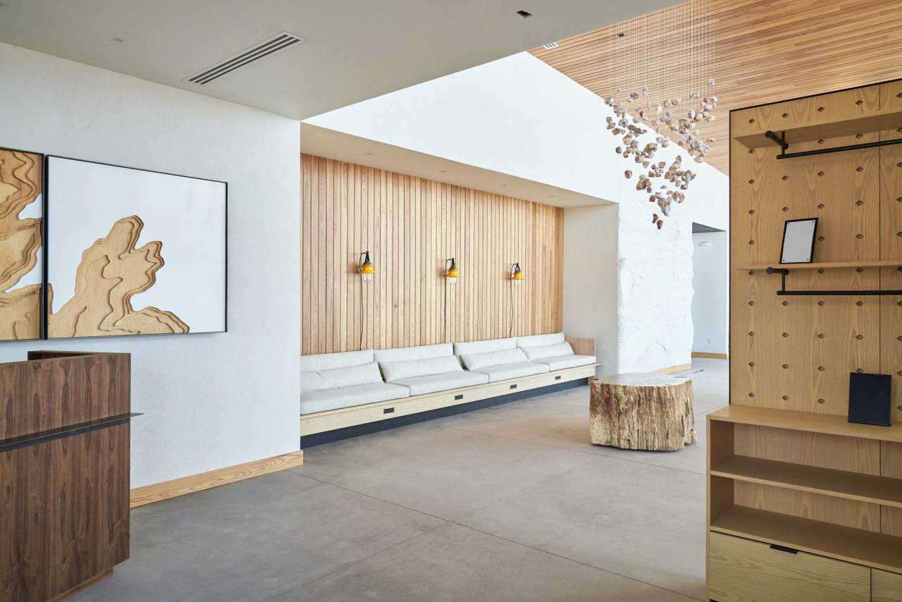 ULUM Moab by Under Canvas - Chandelier