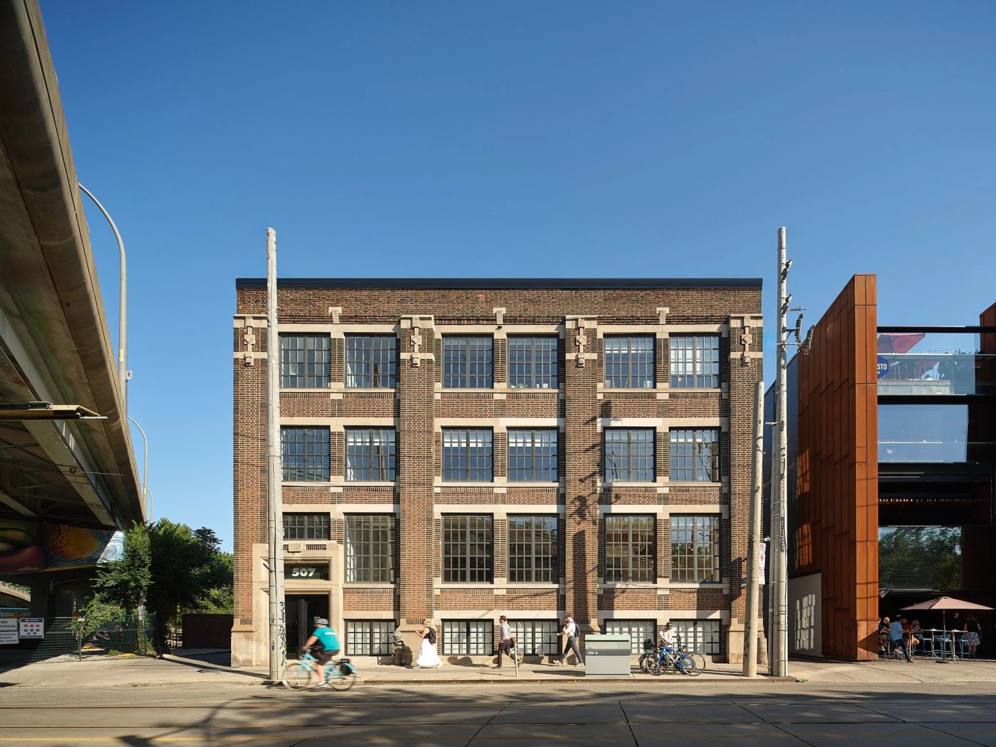 Street view of the exterior of 507 King East