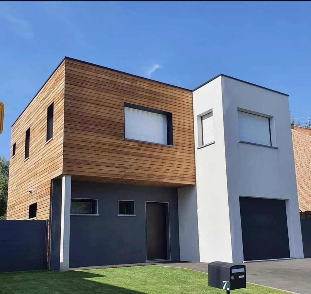 Maison neuve double façade bois et enduit blanc à Lomme