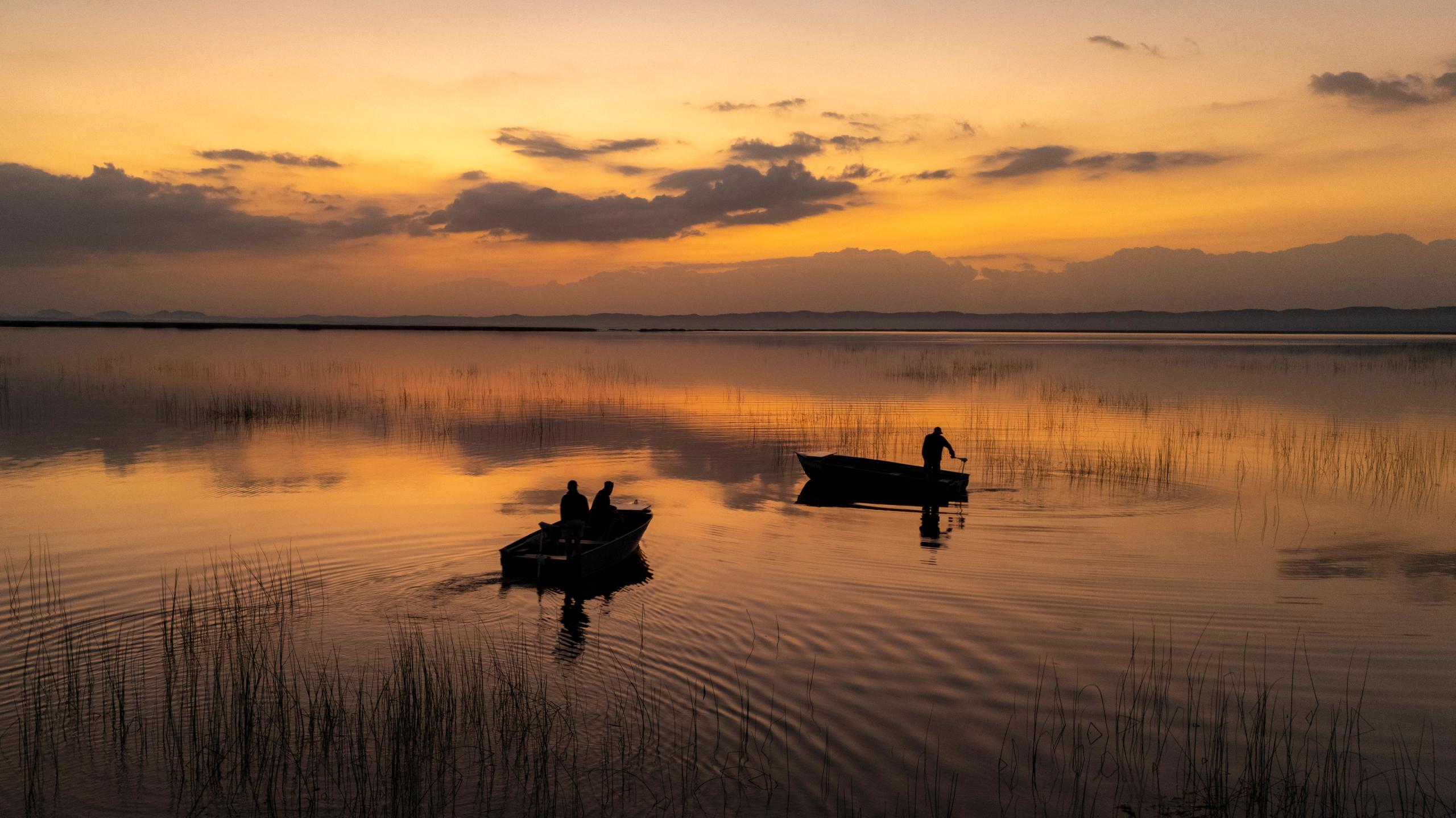 sunset over ecoboats