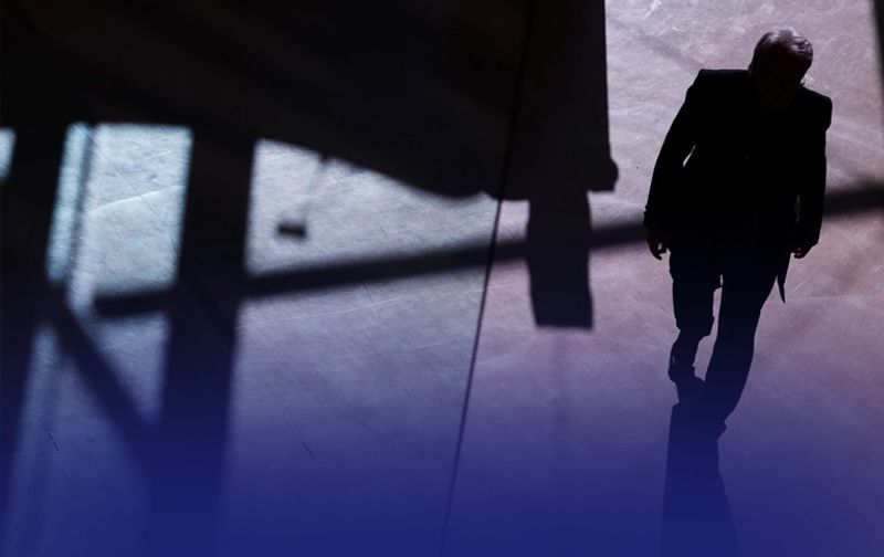 Scammers impersonating tax agents