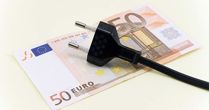 PAY GST INSTALLMENTS QUARTERLY AND REPORT ANNUALLY