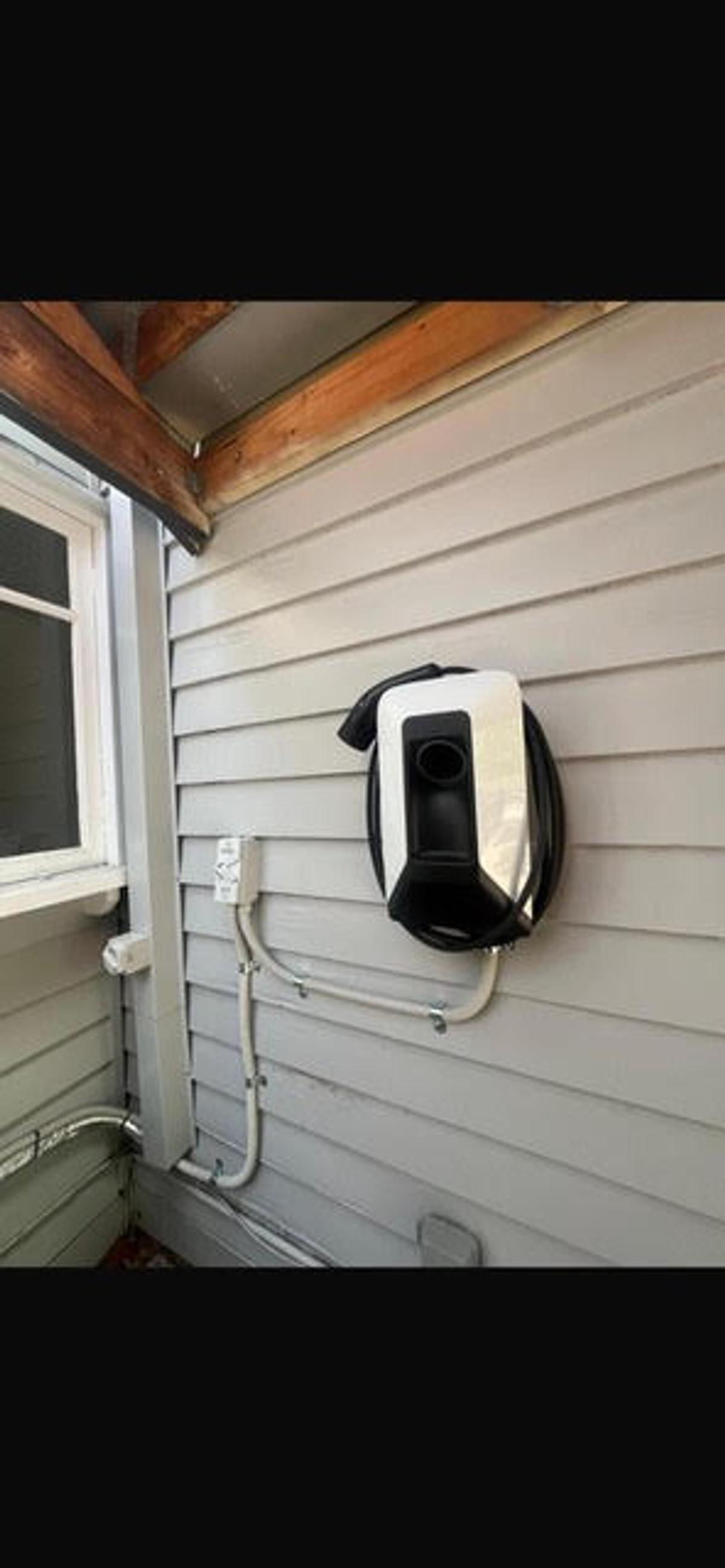 EV Wall Charger