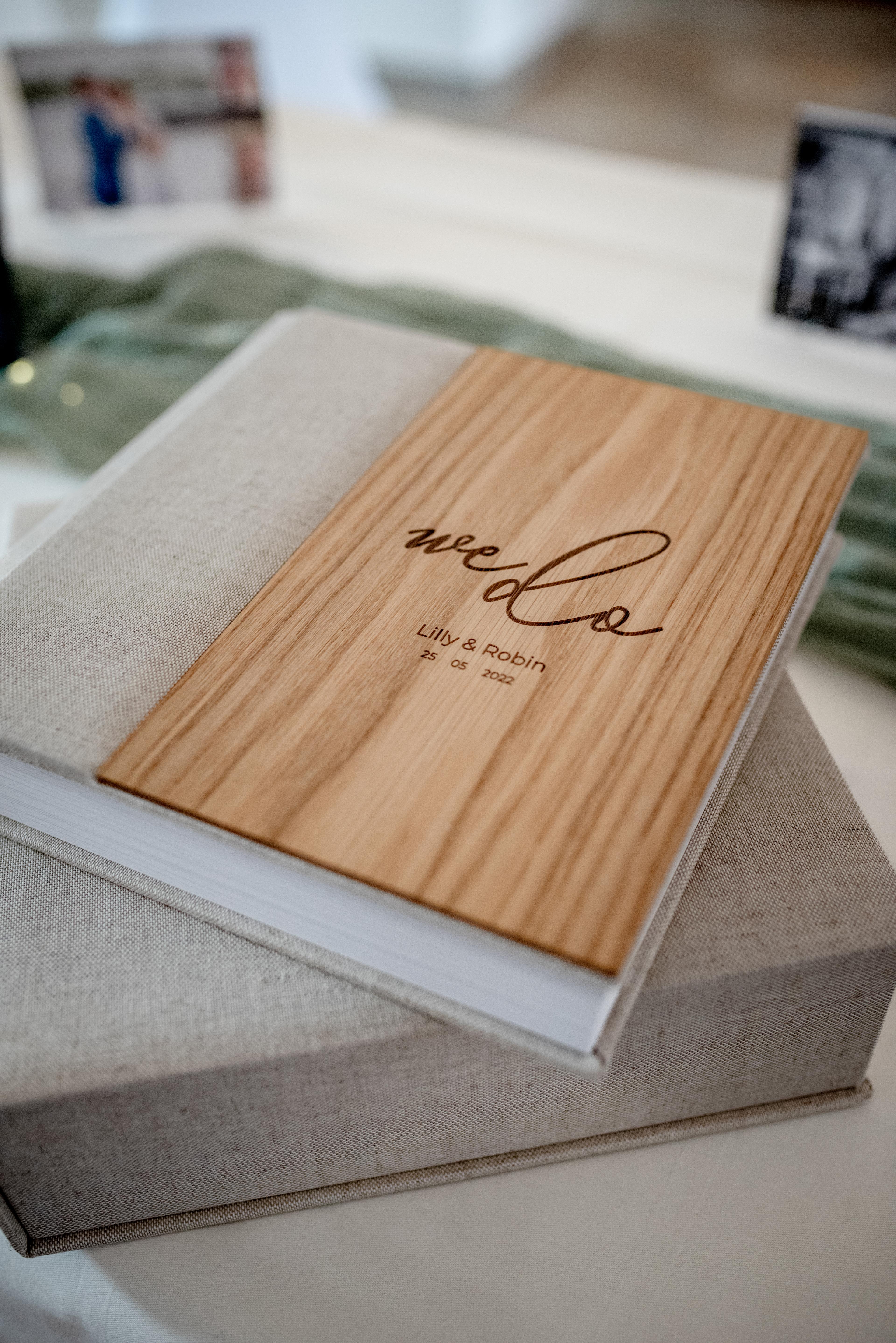 Hochzeitsalbum-Impression 1 — handgefertigt von Charline Rosenberger