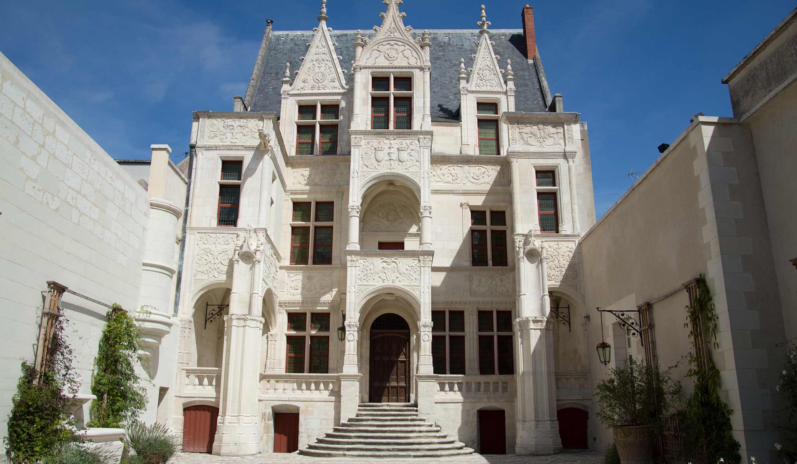 Intérieur du Centre de Création Contemporaine Olivier Debré