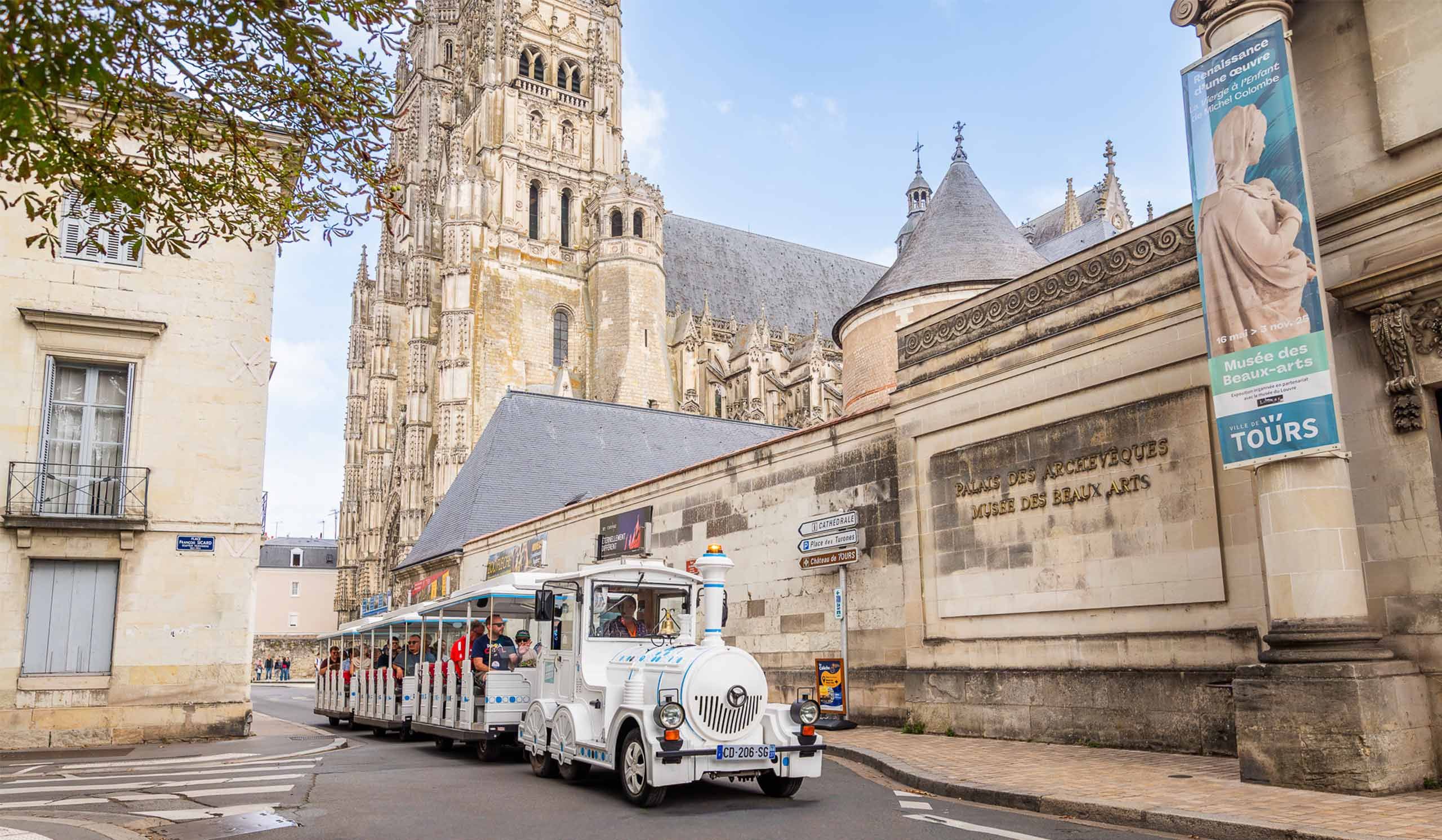 Petit train dans Tours
