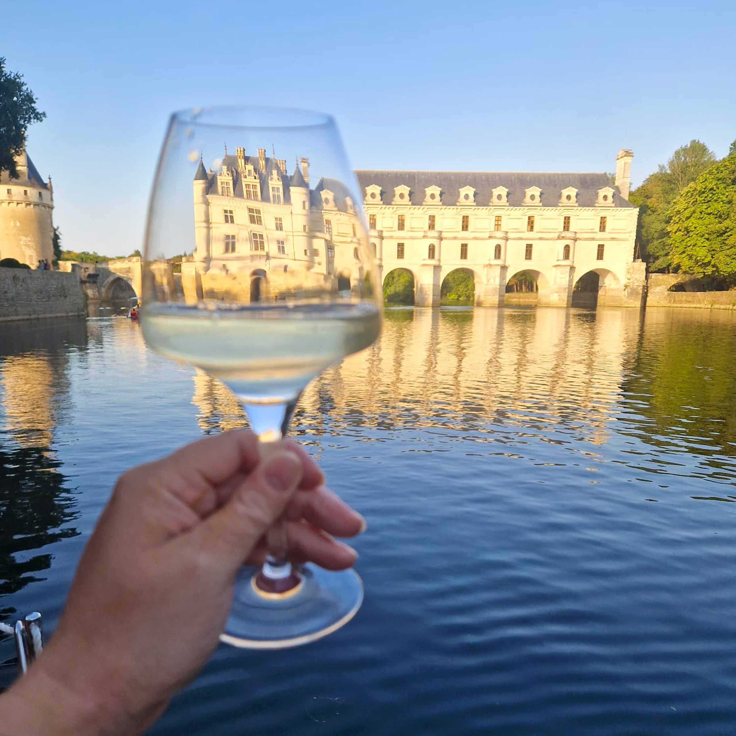 La Vino-Croisière : l'apéro chic au fil de l'eau