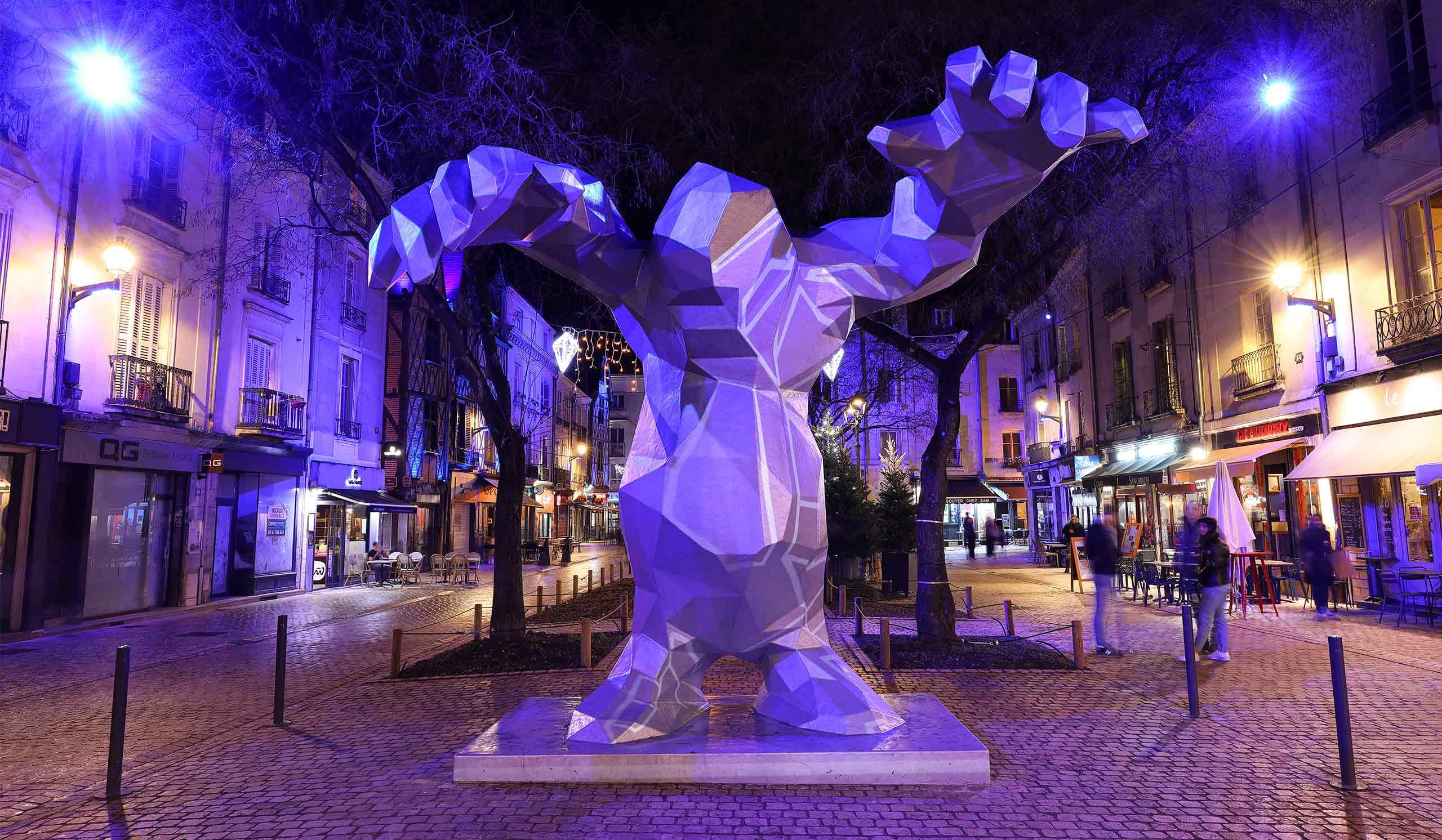 Le Monstre de Tours par Xavier Veilhan © Léonard De Serres