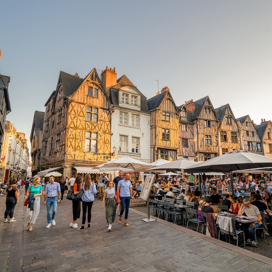 Quartier du Vieux Tours, place Plumereau