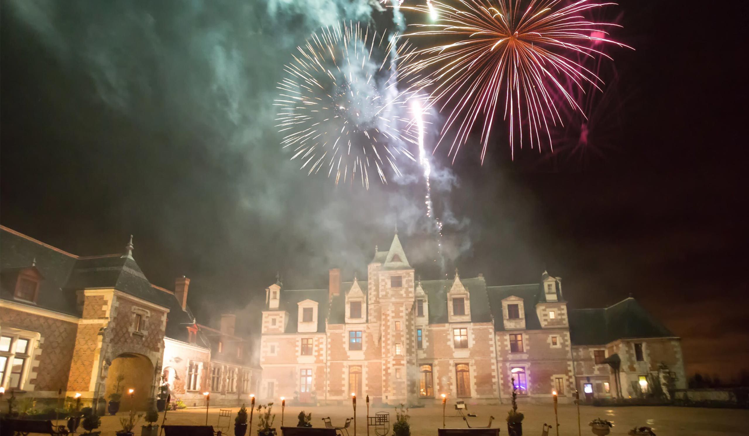 Feu d'artifices au château de Jallanges