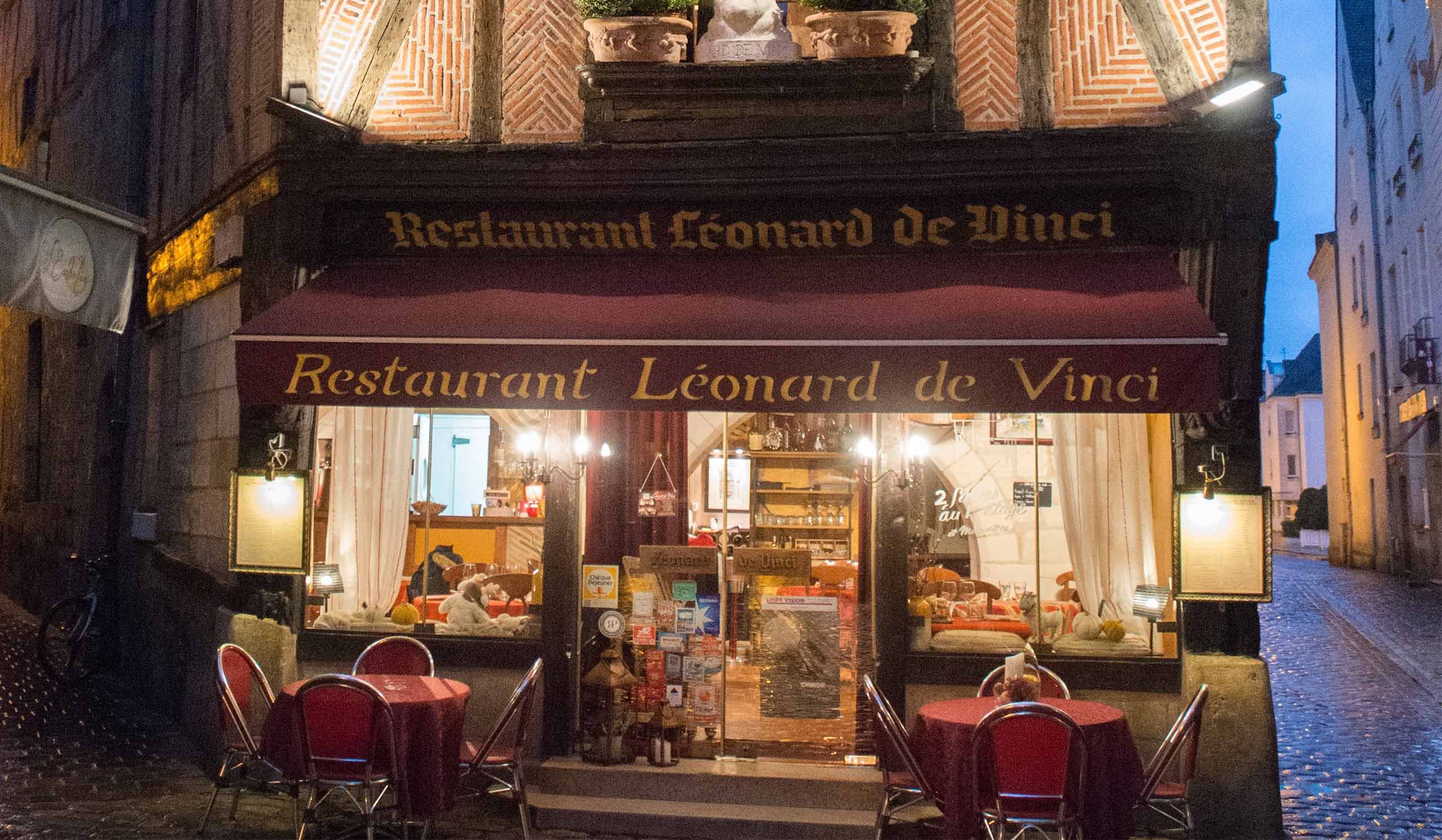 Façade du restaurant Léonard de Vinci à Tours