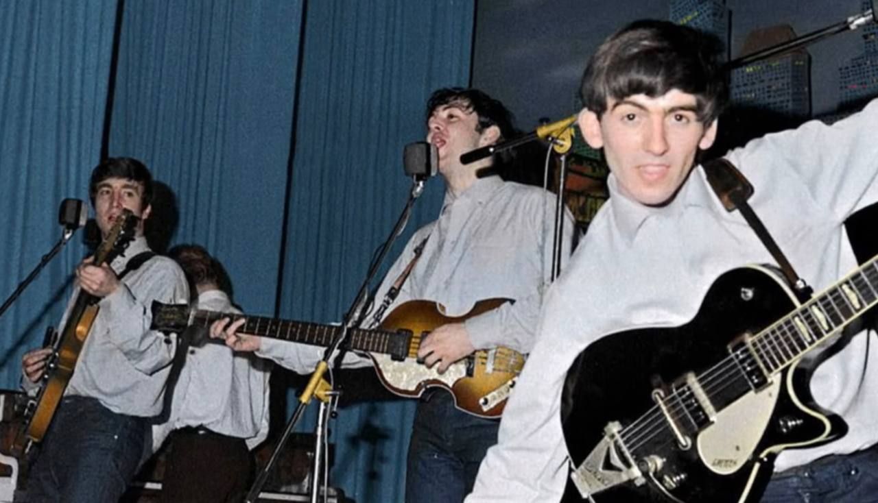 Как ливерпульская четвёрка стала The Beatles: переходный этап от каверов до собственных хитов.
