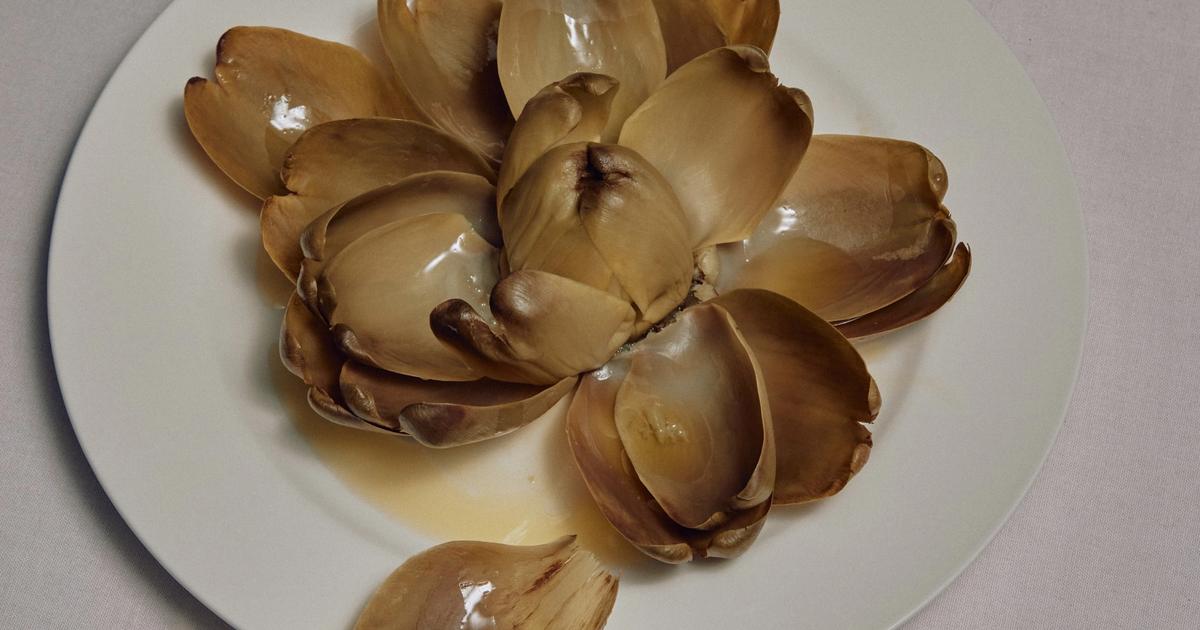 Globe artichokes in butter | Recipes - Bu Deli